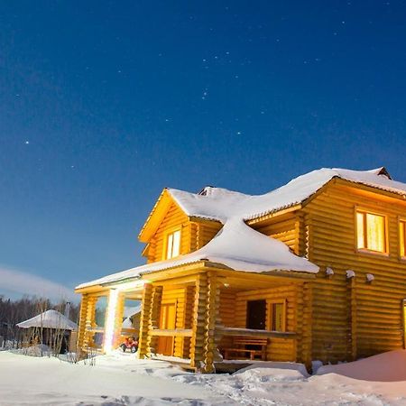 فندق Земляничная Поляна Боровое Shchuchinskiy المظهر الخارجي الصورة